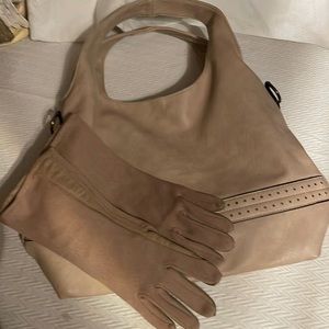 Ampere bag with Summer Flyers gloves